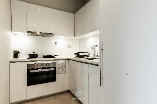 WEEKLY OFFER !!! Contemporary 2BR 3-Min Walk KLCC - image 3