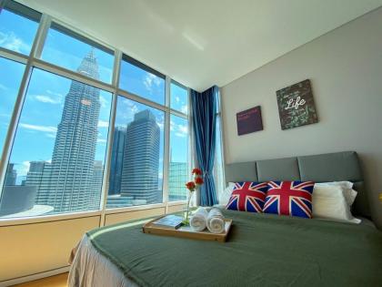 HIGH FLOOR Superior KLCC View 3BR Suites Kuala Lumpur 