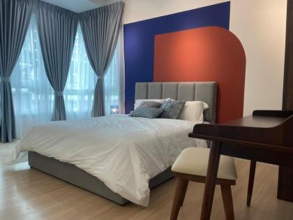 Lovely 7-PAX 2BR with Pool @ Sunway Velocity VR3 Kuala Lumpur 