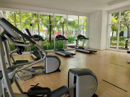 Lovely 8-PAX 3BR with pool at Sunway Velocity VR3 - image 25
