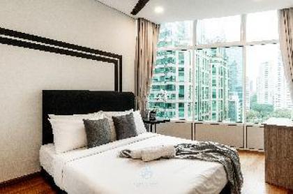 Luxurious Designer 2BR FREE WIFI @ SKY SUITES KLCC - image 12