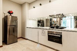 Luxurious Designer 2BR FREE WIFI @ SKY SUITES KLCC - image 4