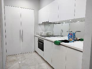 Lovely Minimalist 2BR KLCC Apartment FREE WIFI - image 7