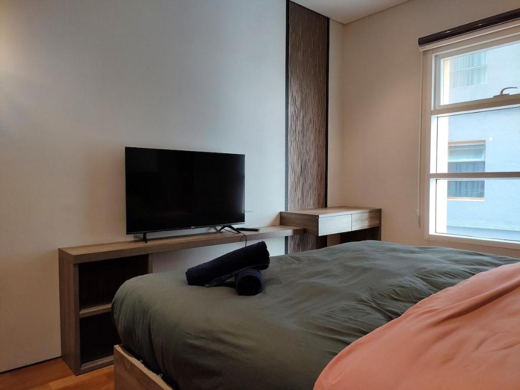 Level 15 3BR City Center At Sky Suites @ KLCC - image 2