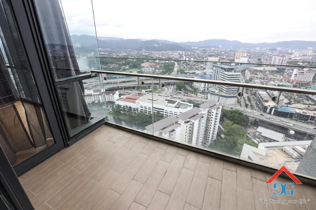 The Elements - Cozy 2BR Balcony and Mountain View - image 4