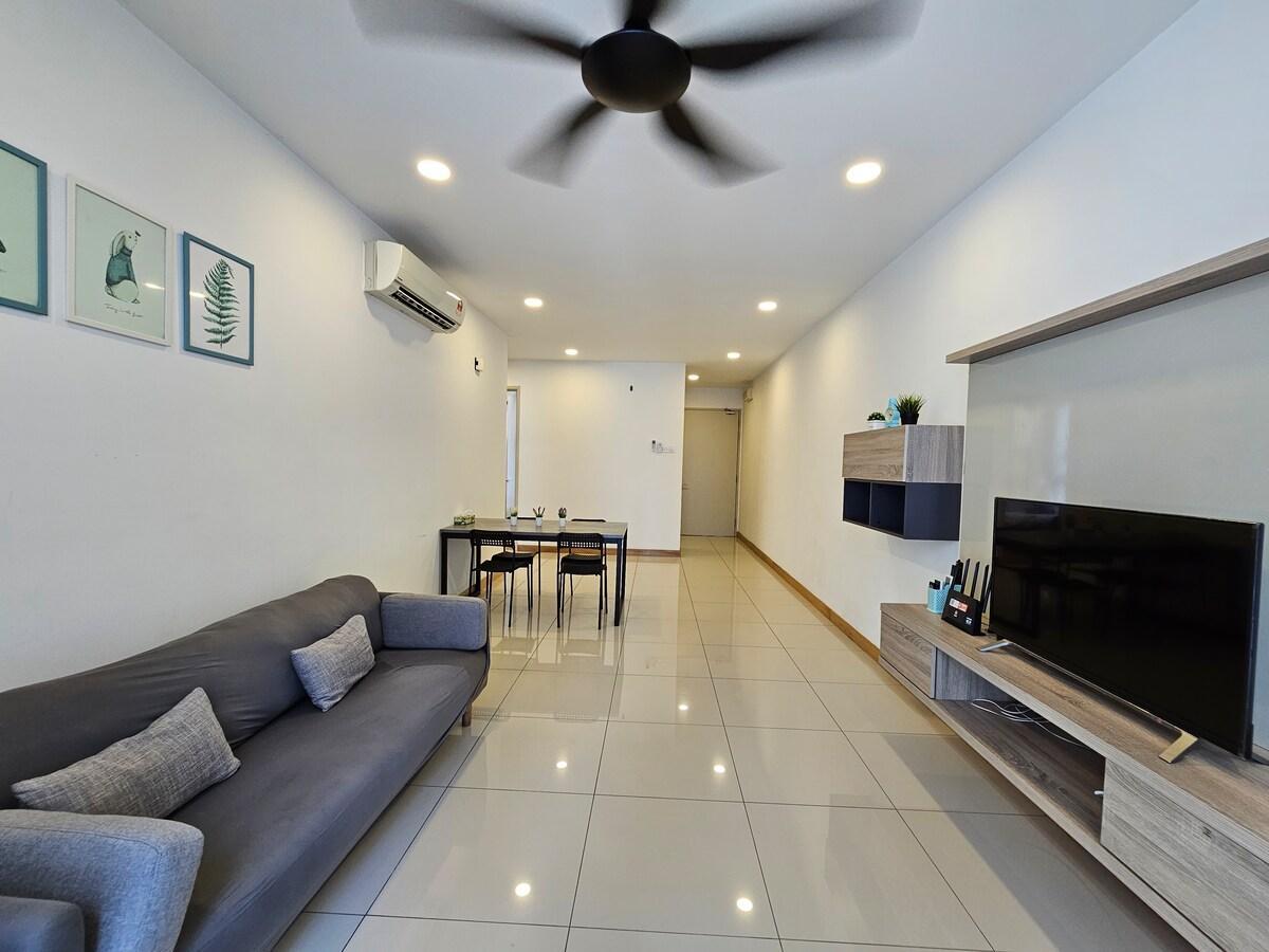 Two BR Unit in KL Gateway Mall / Midvalley Bangsar - image 3