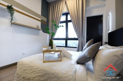 Astoria Ampang - Classic Modern Design 2BR - image 12