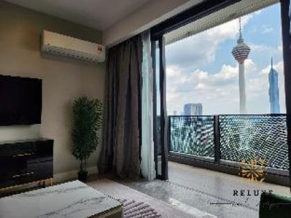 FACE Style Premium Suite KLCC by Reluxe 