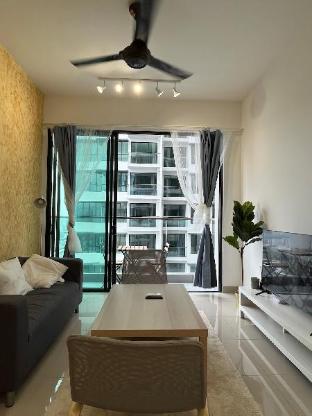 Lovely 3BR 6pax Sunway Velocity - image 2