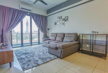 Lovely 2 bedroom w Pool for 6 pax - Chan Sow Lin