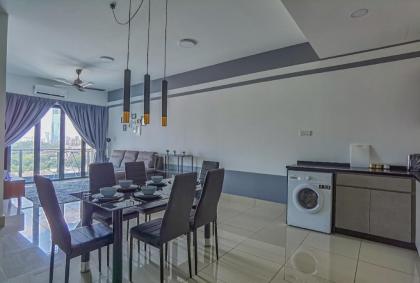 Lovely 2 bedroom w Pool for 6 pax - Chan Sow Lin - image 3