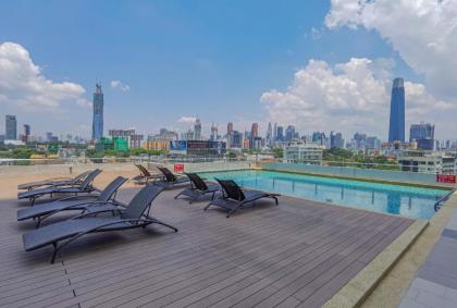 Lovely 2 bedroom w Pool for 6 pax - Chan Sow Lin - image 5