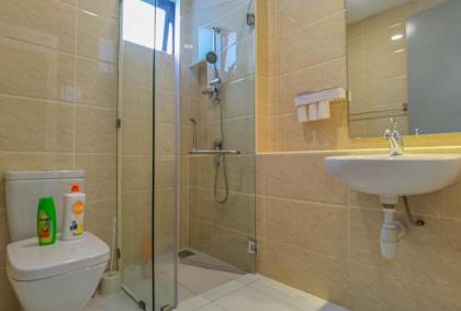 Lovely 2 bedroom w Pool for 6 pax - Chan Sow Lin - image 7