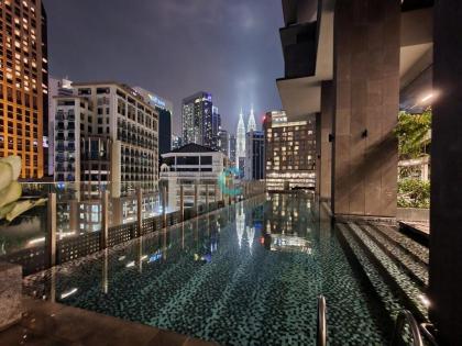 Modern Studio Roof Top Garden KLCC & KL Tower View - image 18