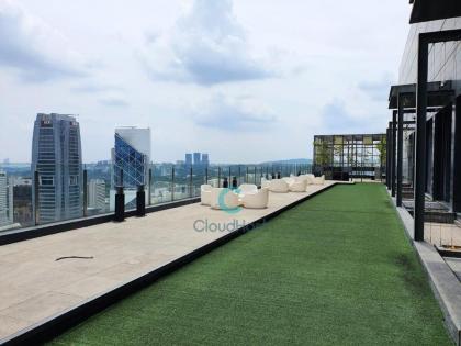 Modern Studio Roof Top Garden KLCC & KL Tower View - image 24