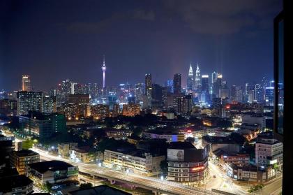 KL One Residence -Infinity Pool & KL Skyline - image 14