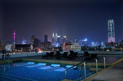 KL One Residence -Infinity Pool & KL Skyline - image 24