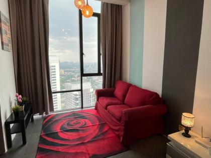 Loving Studio Empire Damansara/Wi Fi/Netflix - image 17