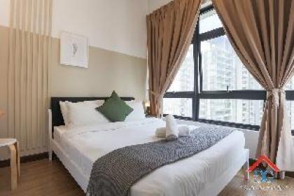 Astoria Ampang - 4BR Condo with Working Desk - image 1