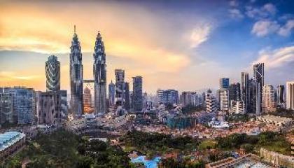 M101 Studio  Balcony with KL Tower full view 116K Kuala Lumpur