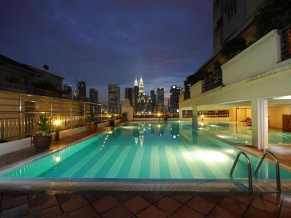 KL City View Chic 1BR with WiFi & Netflix - image 6