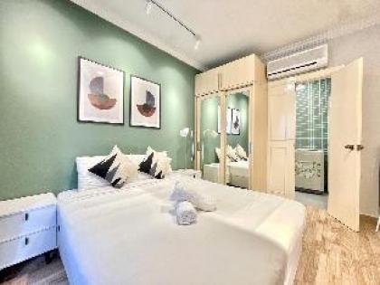 Cozy 1BR @ KL City  Netflix and Wi-Fi - image 4