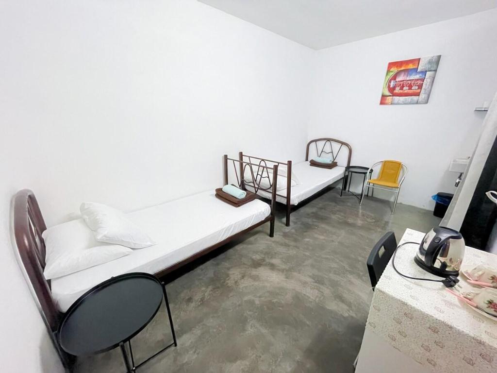 ChowKit TiongNam 32 Homestay Twin Room Type B - main image