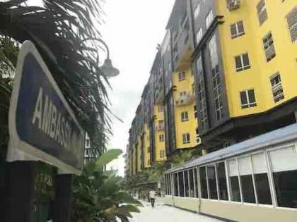 Stylish Studio 5m to KLCC l Netflix & Fast WiFI - image 21