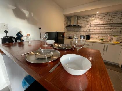 Studio Loft@Empire Damansara(Free Wifi & Parking) - image 24