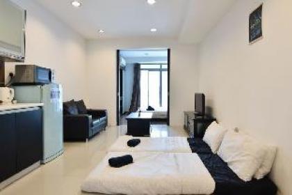 Stylish Studio High Floor with FREE Parking - image 7