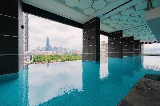 Lavile Infinity Pool | Walk to Sunway Velocity MRT - image 3