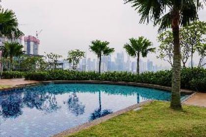 Balcony w Infinity Pool Linked LRT KLCCView| Mall - image 18