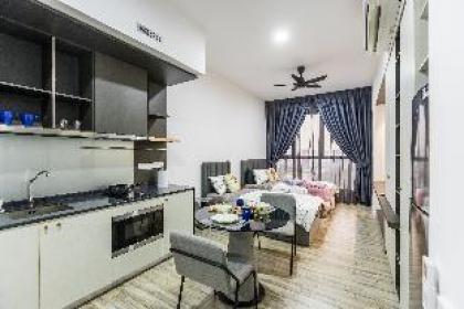 Millerz SQ Studio Suite Near MidValley PJ Sunway - image 12