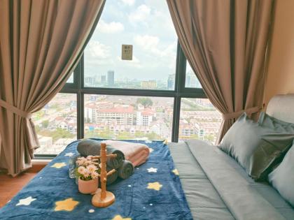 Cozy Home 6min Sunway Pyramid City View 2R2B GF23 - image 10