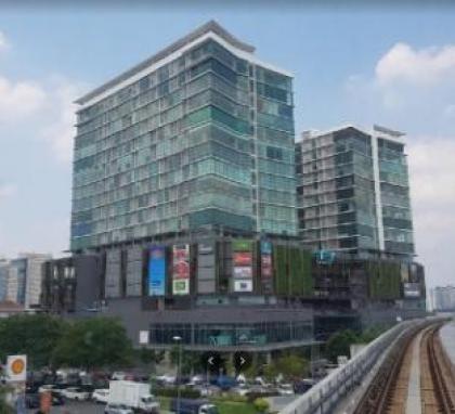 Studio C/1-4pax/Netflix/2mins LRT/Wi-Fi/YSW Homes Kuala Lumpur 