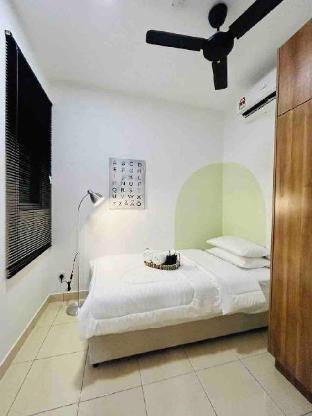 NEW! Chic Cosy @ Sepang/ KLIA/ KLIA2 for 5-7 Pax - image 7