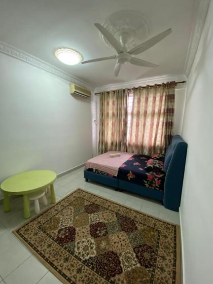 SYG 3 Saderi Homestay Putrajaya 3 Bilik Tidur - image 10