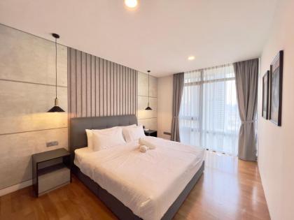 Anggun KLCC Kuala Lumpur by Homesphere - image 21