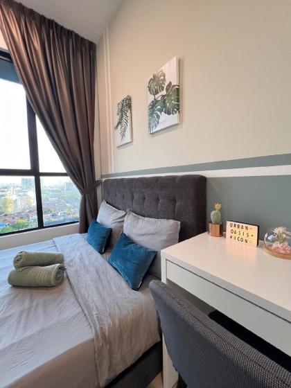 Sunway Velocity | Lavile Homestays | 3 Room 6pax - image 8