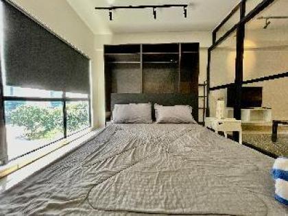 Studio with Cozy Home Hyve Suite Cyberjaya - image 10