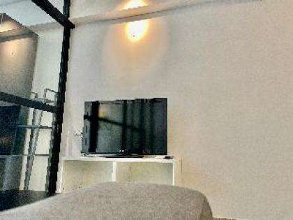 Studio with Cozy Home Hyve Suite Cyberjaya - image 14