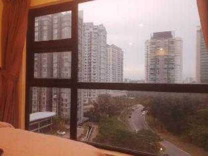 HP208|2bedroom-Cyberjaya-Netflix-Wifi-Parking-Pool - image 6