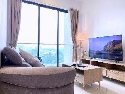 Lavile Homestay Near Sunway Velocity| MRT Maluri 