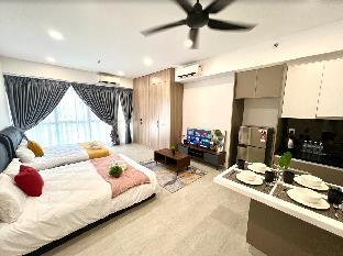 Near KLIA- BellSuite Family Suite (4Pax) by GoMain - image 6