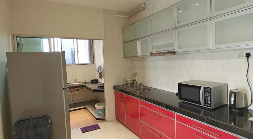 Cozy Condo near to City Centre #KLCC #EkoCheras - image 4