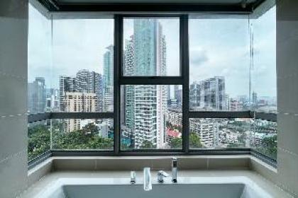 A Lux & Modern High-Floor 3BR Apt @ Bukit Bintang - image 4