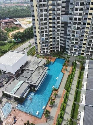 New modern condo (1) with pool @  Bangi - image 4