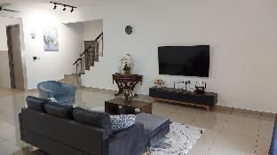 Homestay Strata TL145 - image 2