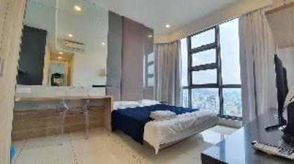 Family Room 2R2B KLCC View 500mMRT Bukit Bintang - image 4