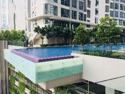 Breathtaking Rooftop Pool3 MRT - image 11